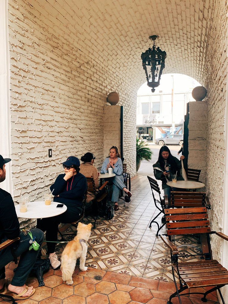 咖啡廳-Neighborhood in Los Angele