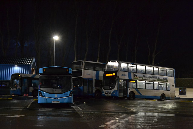 Translink Ulsterbus 2555 BYZ3255 & 2252 OEZ7252