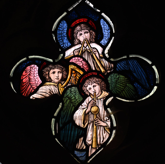 Halam, Notts., St. Michael's, stained glass window, transfiguration and ascension / Morris & Co., detail