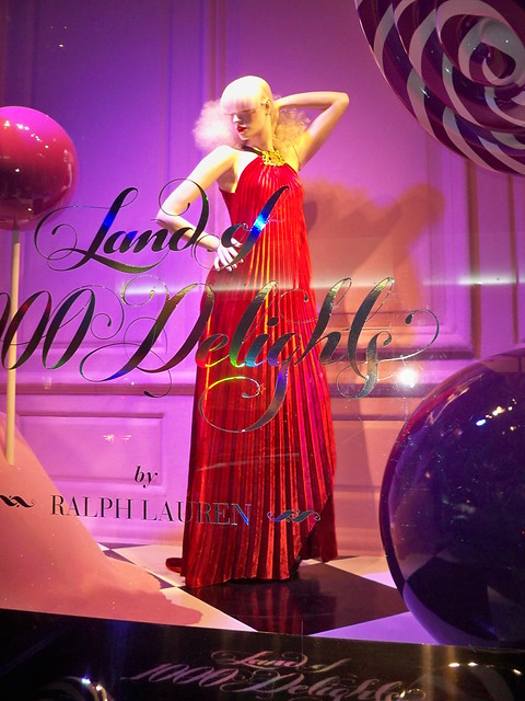 Land of 1000 Delights: pleated red