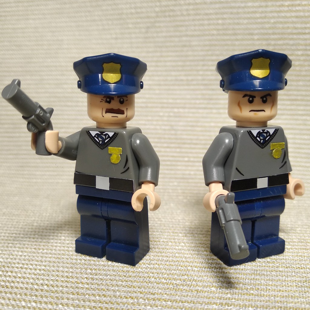 Custom Lego DCAU minifigures - GCPD cops