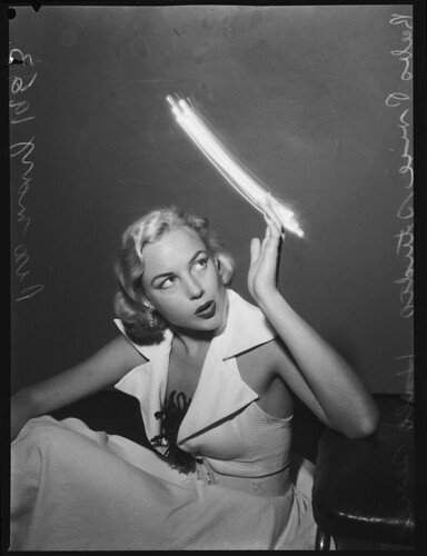 Babs Price, halo & light studio shot, May 1953 | by State Library of NSW