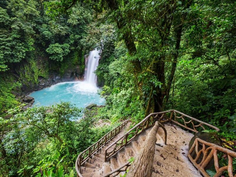 3 weeks in Costa Rica itinerary - Rio Celeste Waterfall