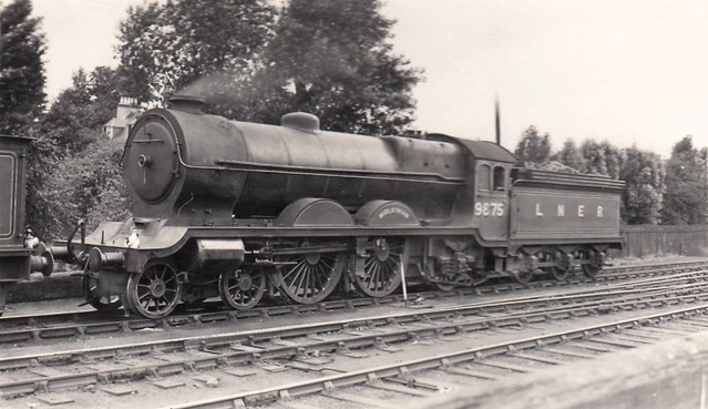 Ex-NBR Class C10 4-4-2 9875 MIDLOTHIAN at Perth, 6th August 1937.