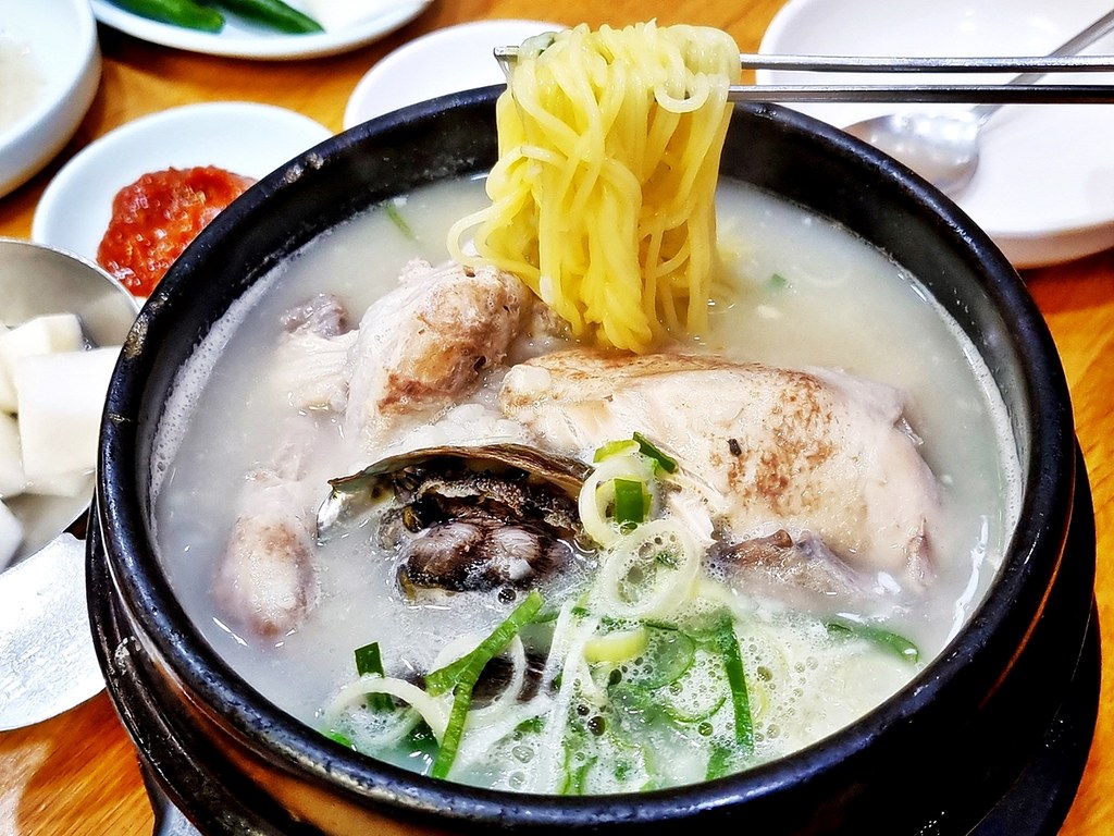 Samgyetang Jeonbok / Ginseng Chicken Soup With Abalone