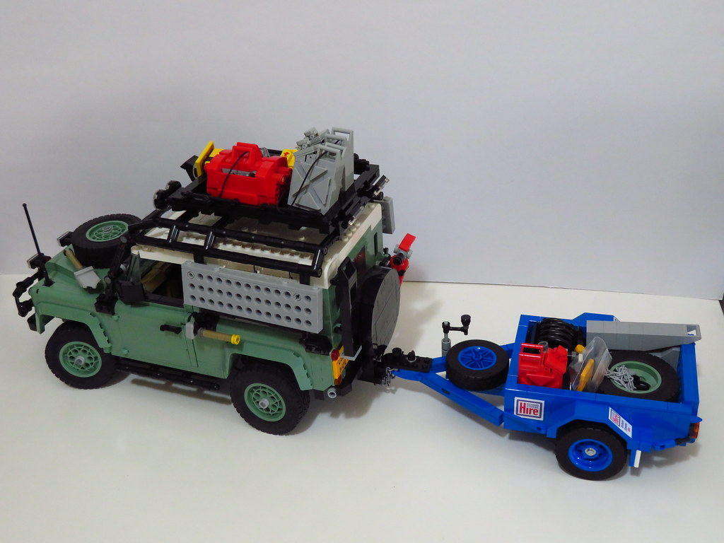 10317 Land Rover Defender 90 with Richard Stevens Hire trailer - January 2024 Update!