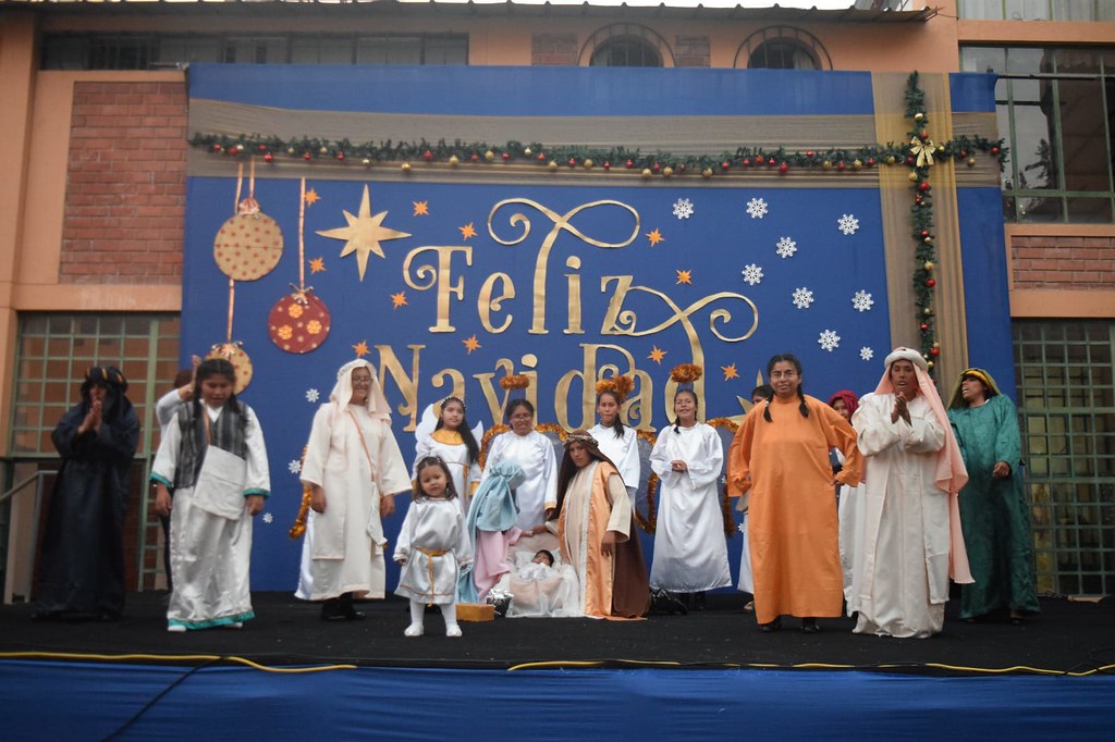 Perú - Festejos Navideños en el Hogar Cottolengo