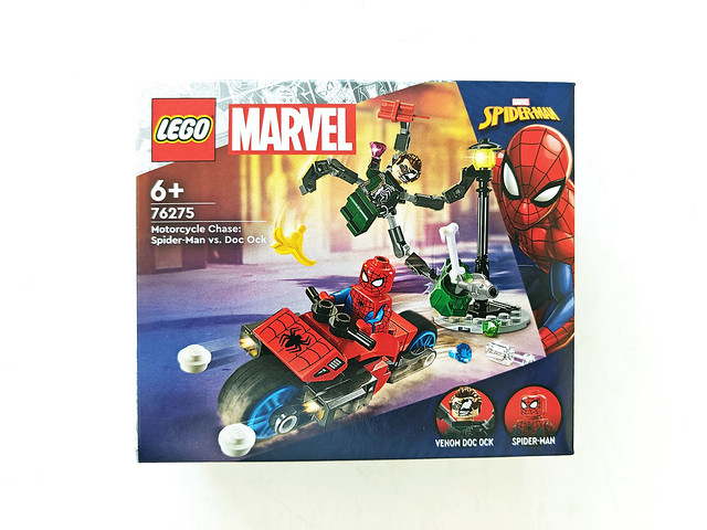 LEGO Marvel Motorcycle Chase: Spider-Man vs. Doc Ock (76275)