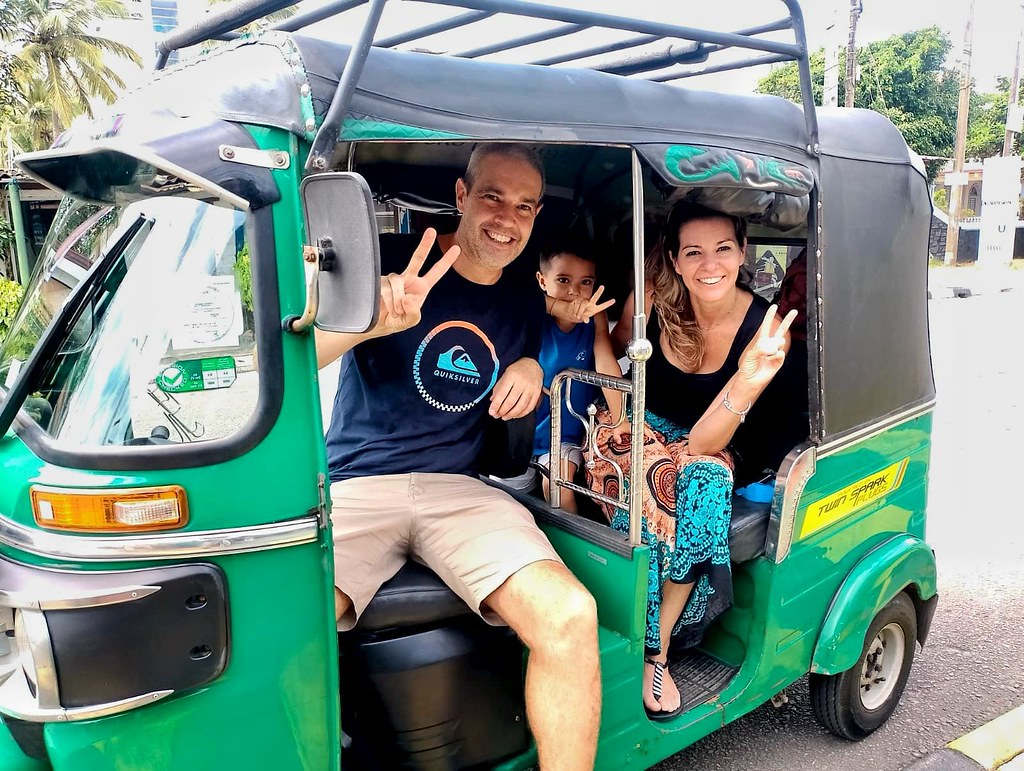 Alquilar un tuk tuk en Sri Lanka