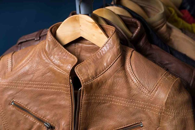 Buy Cowhide Leather Jackets For Men