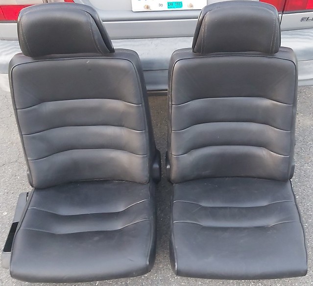 Volvo 760 seats 1989 I found in a junkyard, they were like brand new. Sold