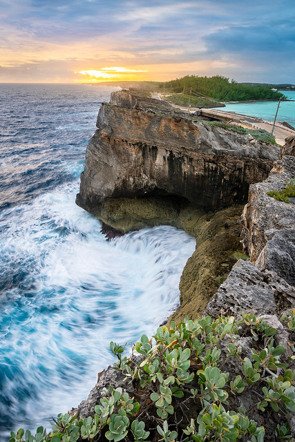 atlantic-coast-rocky-cliffs-glass-window-bridge-north-eleuthera-bahamas