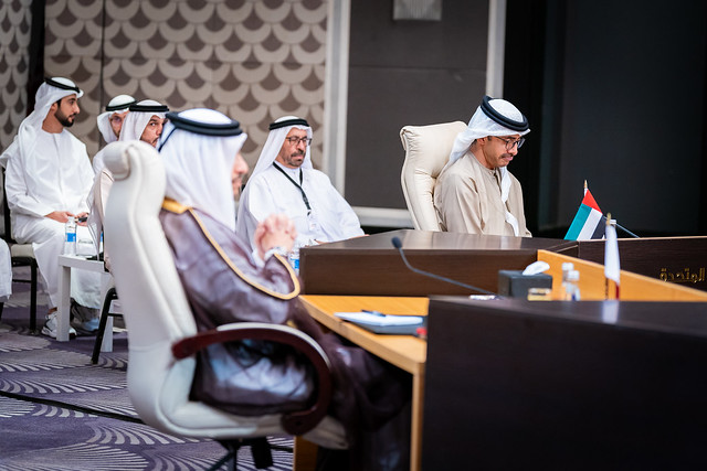 عبدالله بن زايد يشارك في الاجتماع التنسيقي لوزراء الخارجية العرب والاجتماع المشترك مع بلينكن في عمان