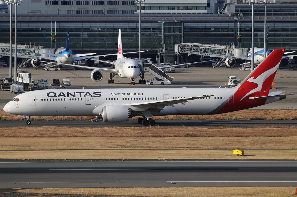 Qantas VH-ZNG