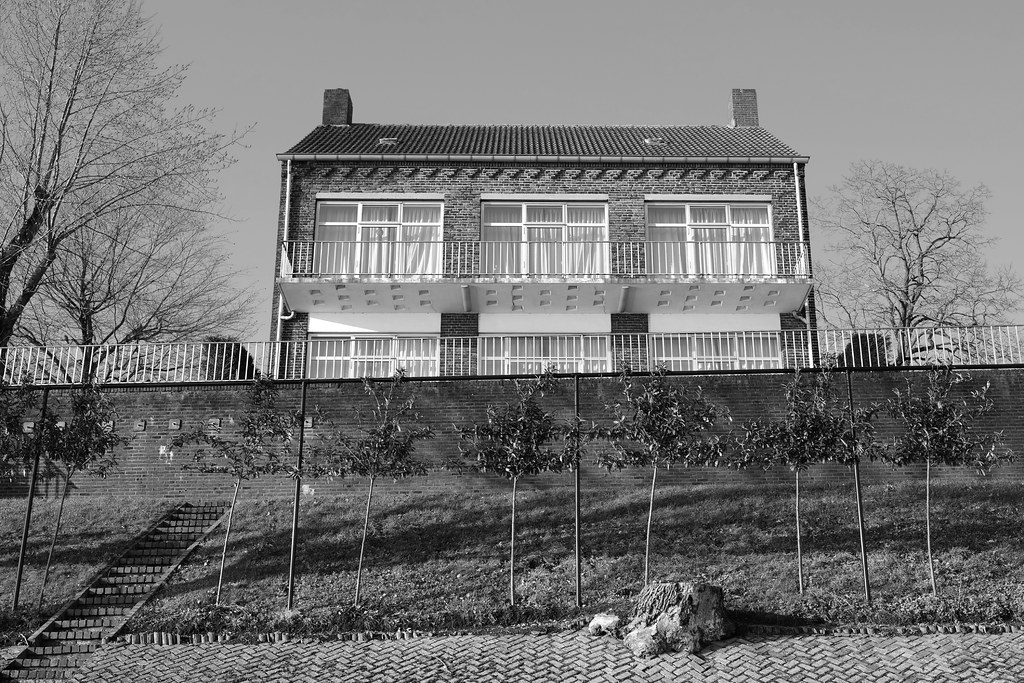 Huis / Maasboulevard / Kessel