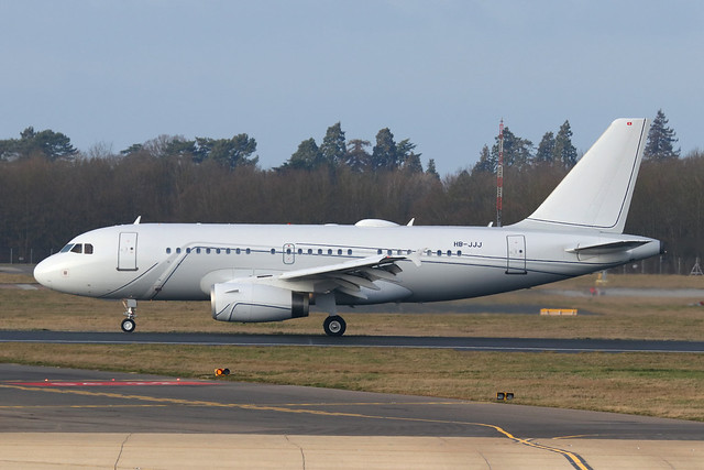 Airbus A319-133CJ