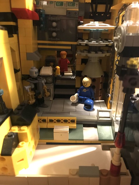Lego Classic space: Bluebirds log: feeling empty inside when becoming a voluntary outcast brings depression and what is worst is that there is no good federation coffee only cheap substitute ( AFOL MOC sci-fi space-opera and minifigure)