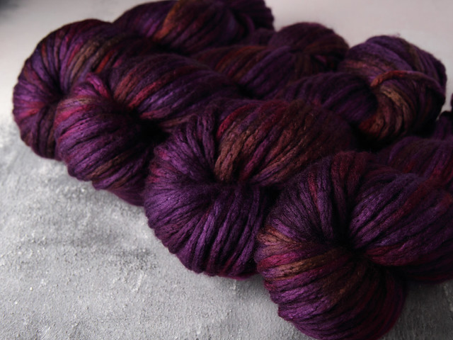 Studio special: Chunkette 100% extra fine Merino wool super chunky hand dyed yarn – ‘Dancing in the Dark’
