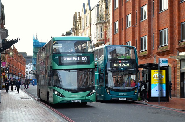 Reading Buses 706