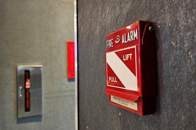 Fire alarm pull station at the Aloft New York Brooklyn [01]