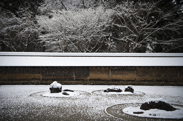 Snowy Morning / 雪化粧の朝