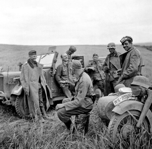 German soldiers rest in Ukraine 1941