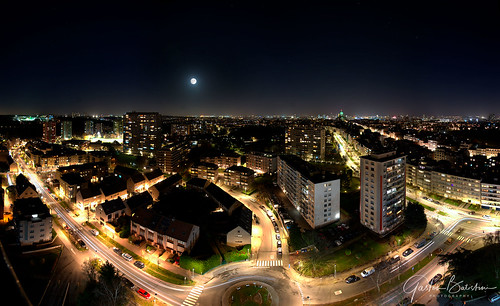 Tonight, the moon sleeps in Brussels capital