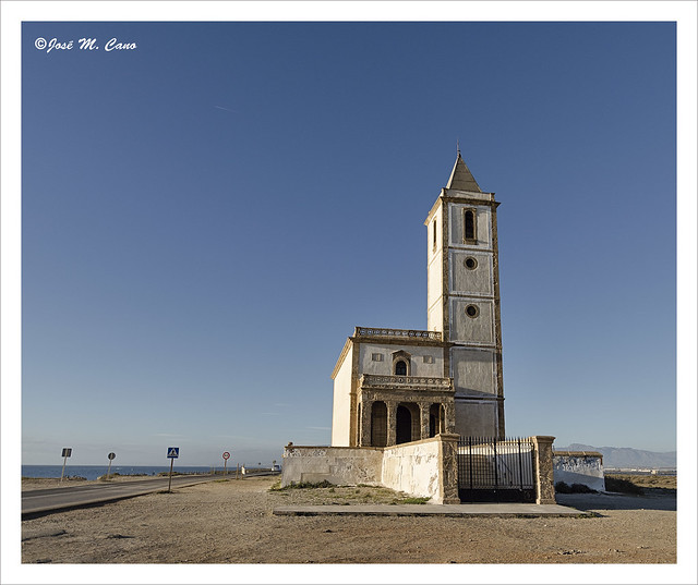 La vieja iglesia (Salinas de Cabo de Gata, Almería)