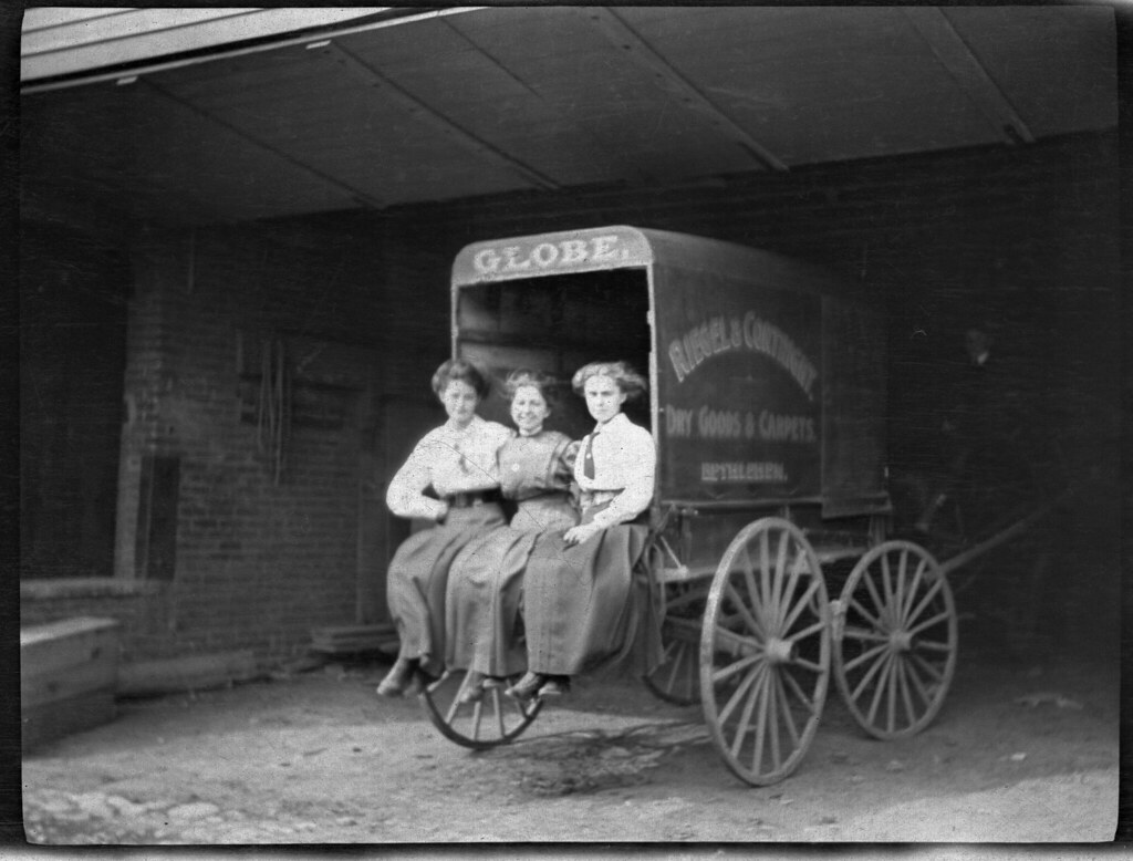 Riegel & Cortright Ladies in Cart Bethlehem, PA Main St.