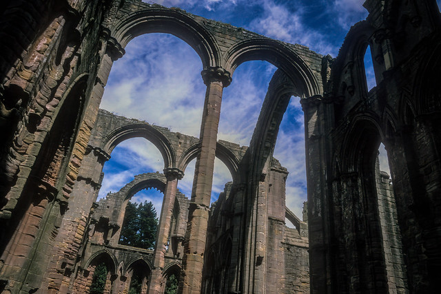 Fountains Abbey ruins 2000, film, Studley Royal, England