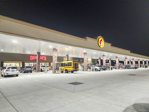 Getting Gas A Buc-ee's The Buc-ee&#039;s in Florence, South Carolina has an astounding 120 gas pumps! That&#039;s one of the largest gas stations in the world.