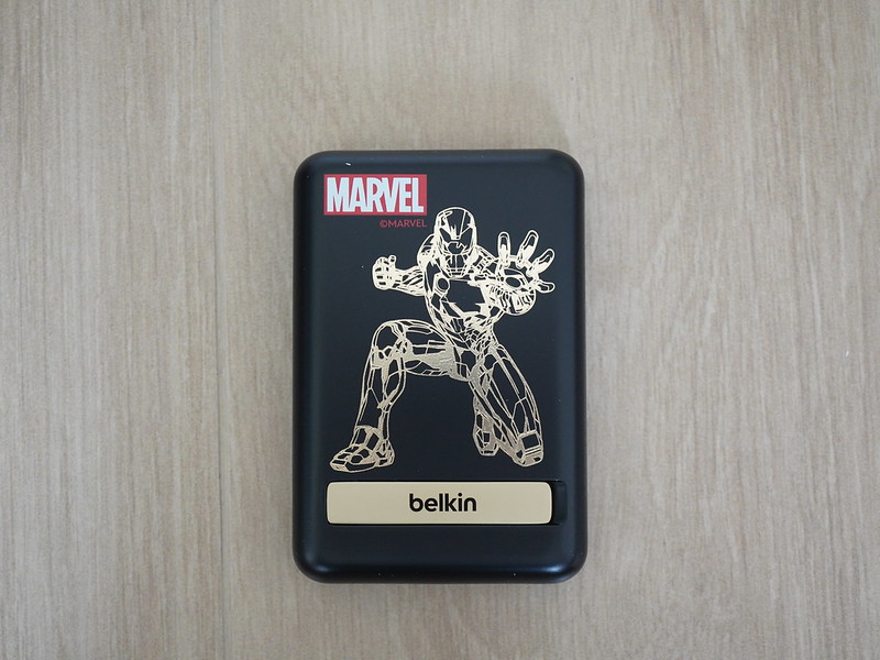 Belkin BoostCharge Magnetic Wireless Power Bank 5K + Stand (Marvel Collection) - Back