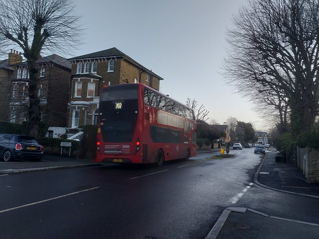 Arriva HT15 SK70BUW On Route 202, On A Lee Green Short Working Turn