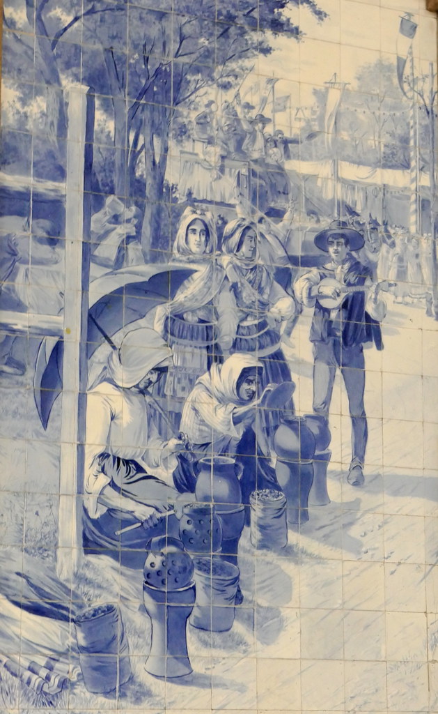 Scènes de la vie quotidienne, azulejos du hall voyageurs, gare de São Bento, place de Almeida Garrett, Porto, Portugal.