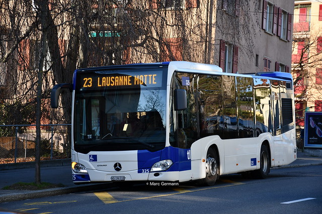 Autobus Mercedes C2K n°325 en service sur la ligne 23. © Marc Germann