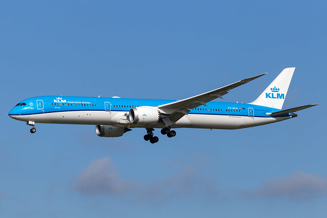 KLM Royal Dutch Airlines  Boeing 787-10 Dreamliner PH-BKH