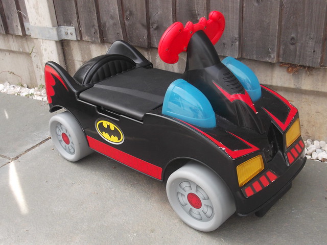 Batman & Robin Cool Kids Batmobile Ride-On / Pedal Car Thrift / Charity Shop Find