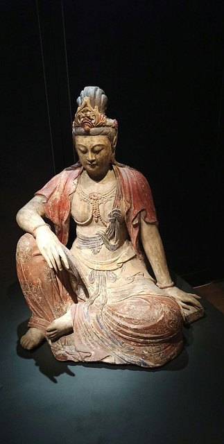 Nantes - wooden bodhisattva Avalokiteshvara