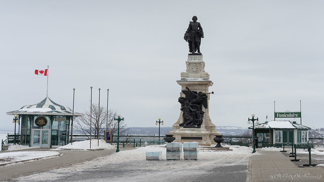 Samuel de Champlain Monument - Vieux Québec - Canada - 05959