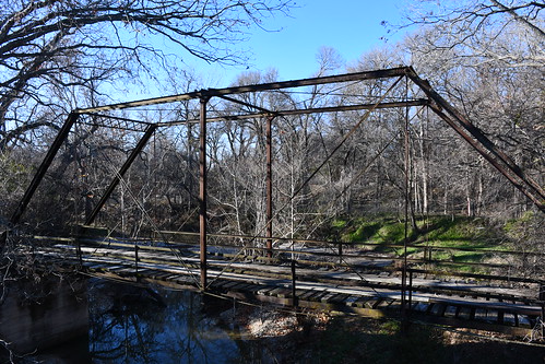 Old Bear Creek Bridge (Hamilton County, Texas) Historic abandoned Pratt through truss bridge on County Road 103 over Bear Creek in Hamilton County, Texas.