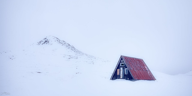 shelter in the snow