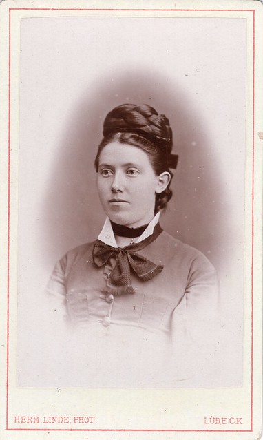 CDV Portrait of a young woman - Germany - c.1875