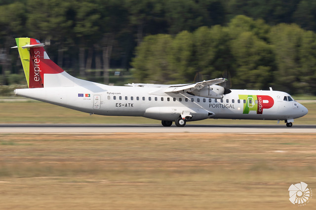 TAP Express ATR 72-600 ES-ATK