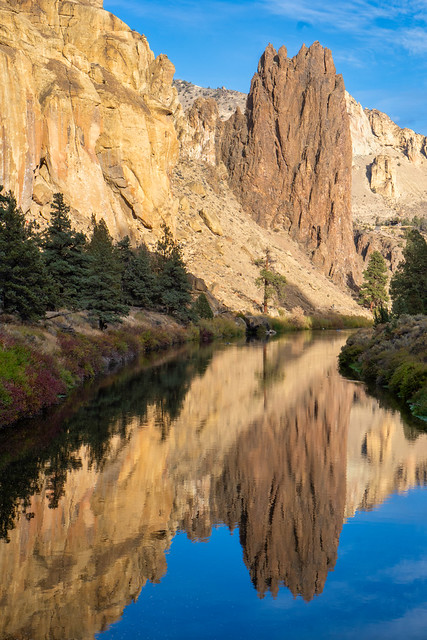 Crooked River Reflection