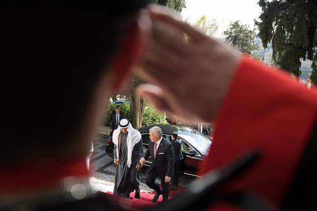 جلالة الملك عبدالله الثاني وسمو الشيخ محمد بن زايد آل نهيان رئيس دولة الإمارات العربية المتحدة يعقدان لقاء في قصر بسمان الزاهر، في إطار التنسيق المستمر والجهود المبذولة لوقف الحرب على غزة، بحضور سمو الأمير الحسين بن عبدالله الثاني ولي العهد
