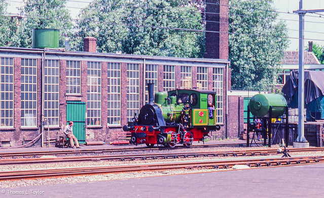 0-4-0T engine 30 next to the shops at Hoorn