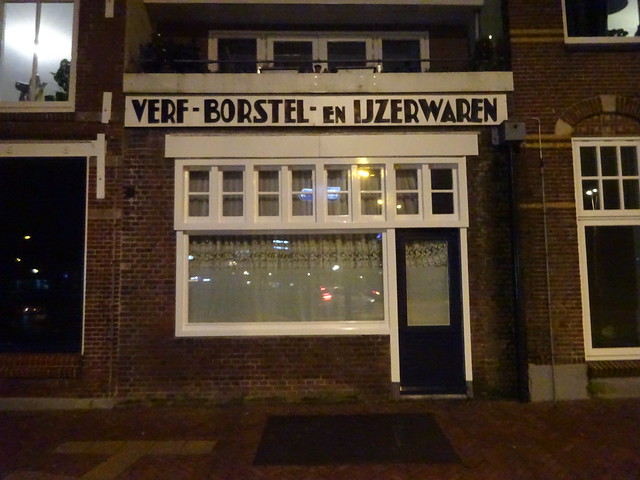 VERF- BORSTEL- en IJZERWAREN Leeuwarden