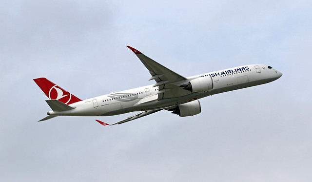 TC-LGA EGLL 02-05-2023 (U.K.) Turkish Airlines Airbus A350-941 CN 403