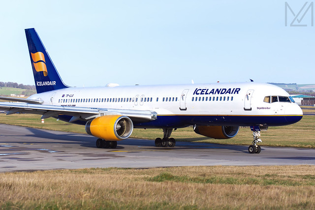Icelandair, Boeing 757-256, TF-LLX.