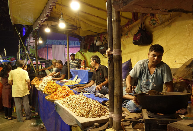 Streets Of India : Roadside Fast Food Stall